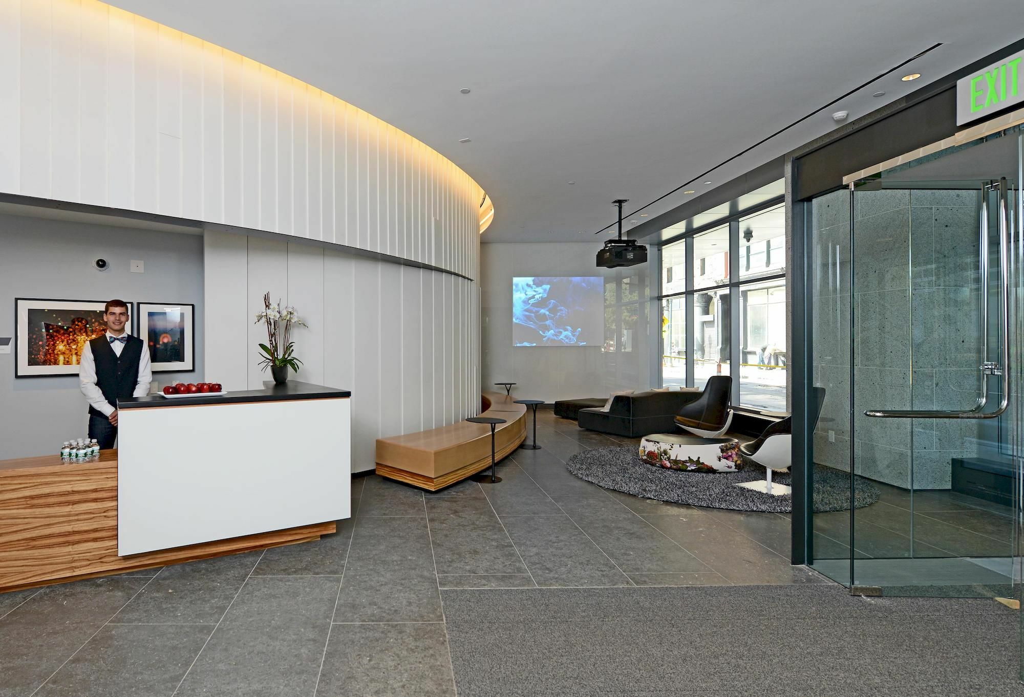 Global Luxury Suites At The Financial District Бостон Экстерьер фото